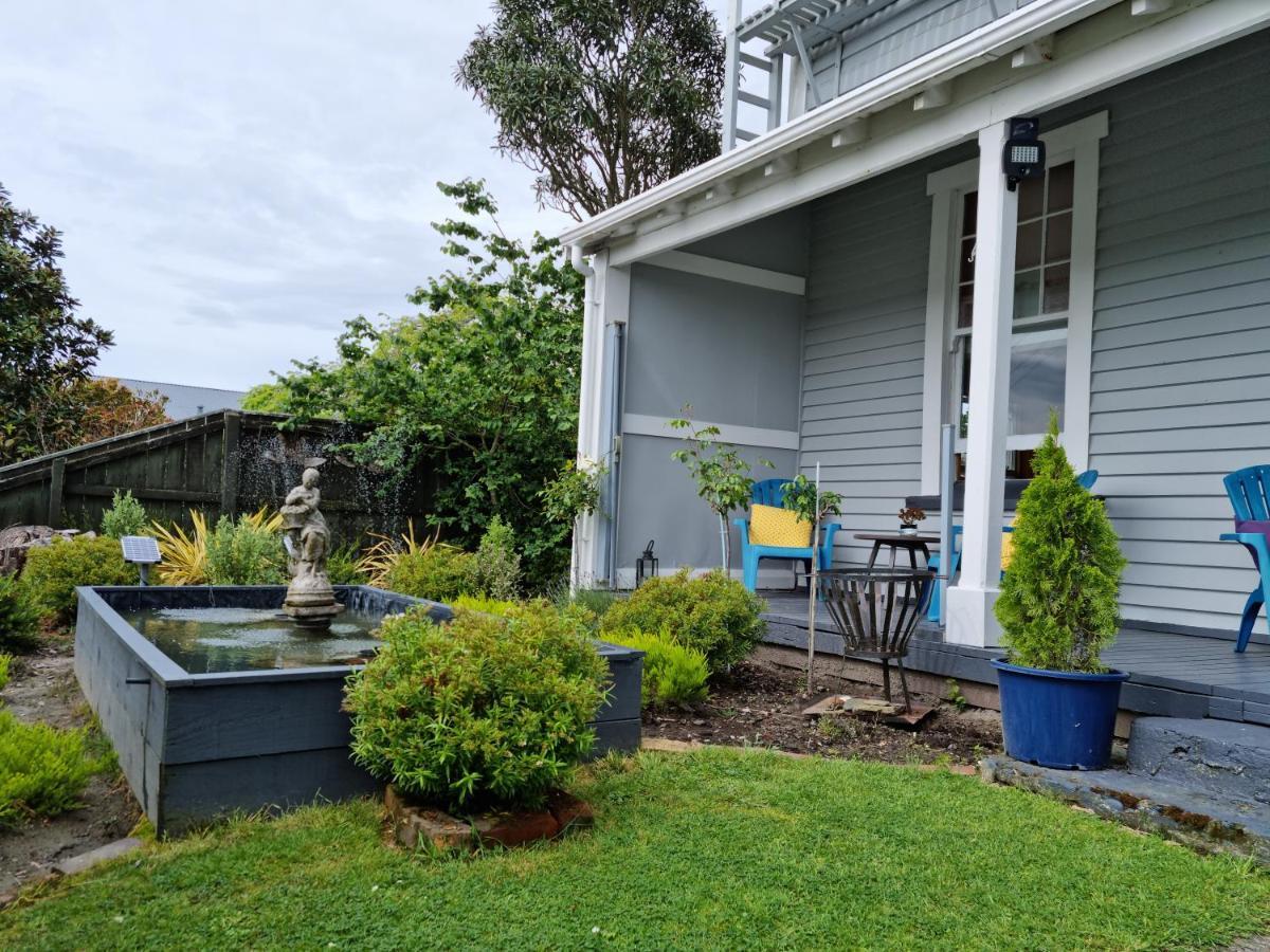 Homestay On Queen Westport Exterior foto